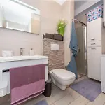 Modern Groundfloor For 2 *