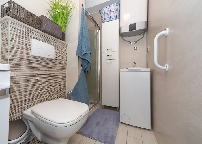 Modern Groundfloor For 2