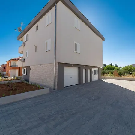 Modern Groundfloor For 2
