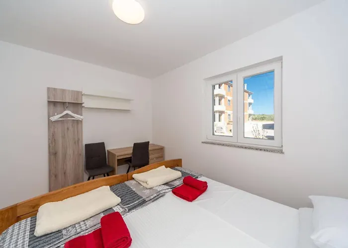 Modern Groundfloor For 2 Биоград-на-Мору