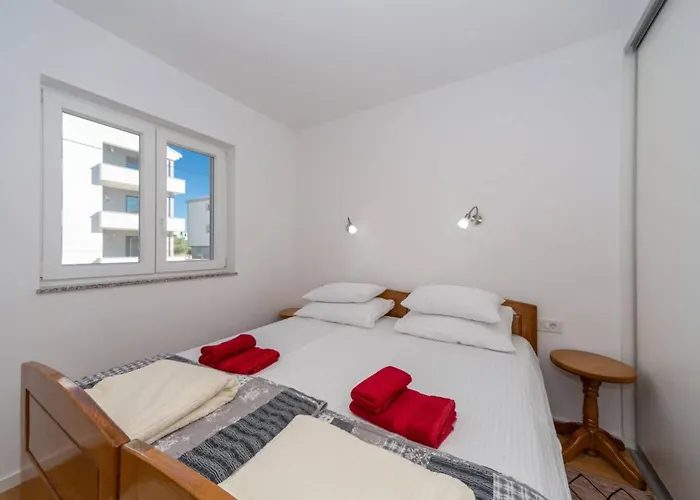 Modern Groundfloor For 2 * Биоград-на-Мору